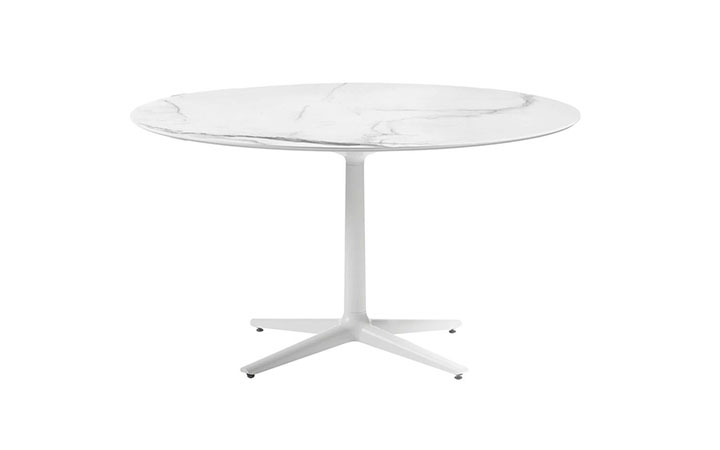 Multiplo base with 4 spokes outdoor table by Kartell Furniture Tables